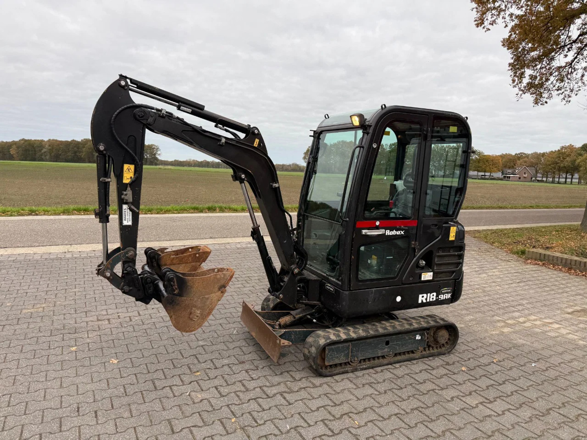 Hyundai Robex 18-9AK minigraver