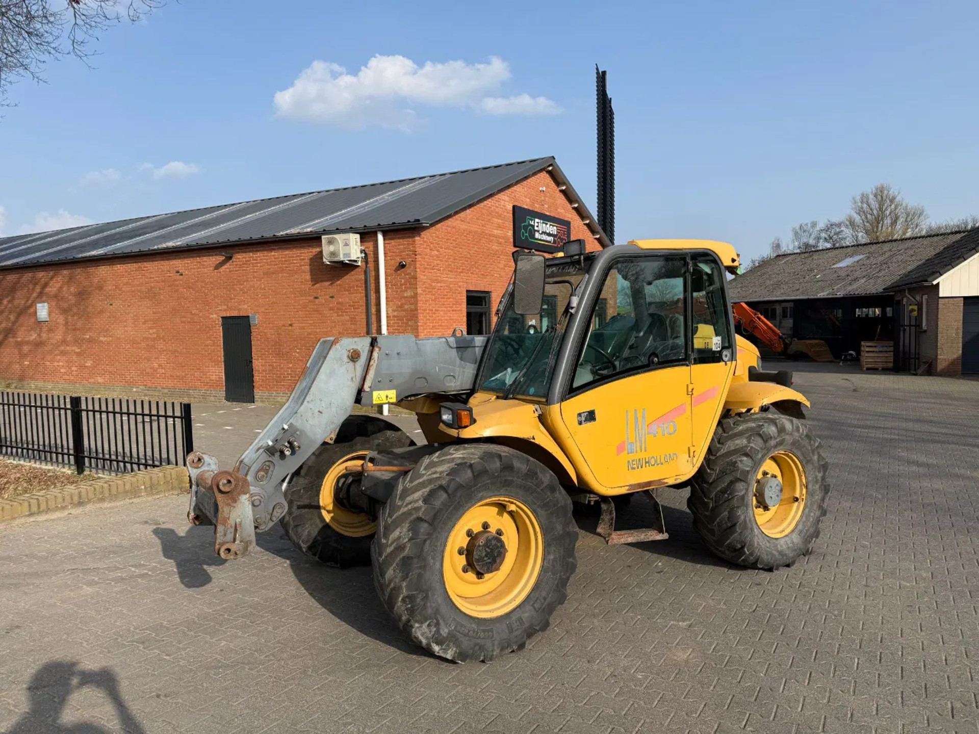 New Holland LM410 Verreiker