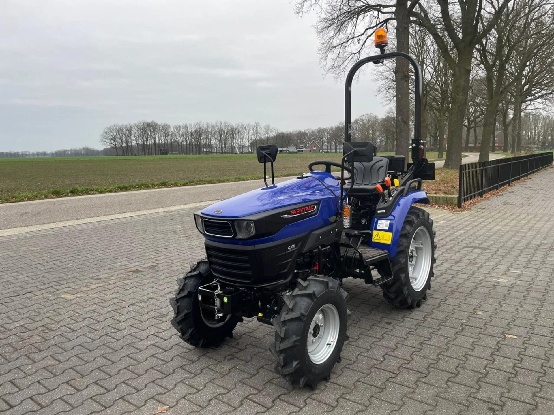 Kubota Farmtrac 26H minitractor Hydrostaat